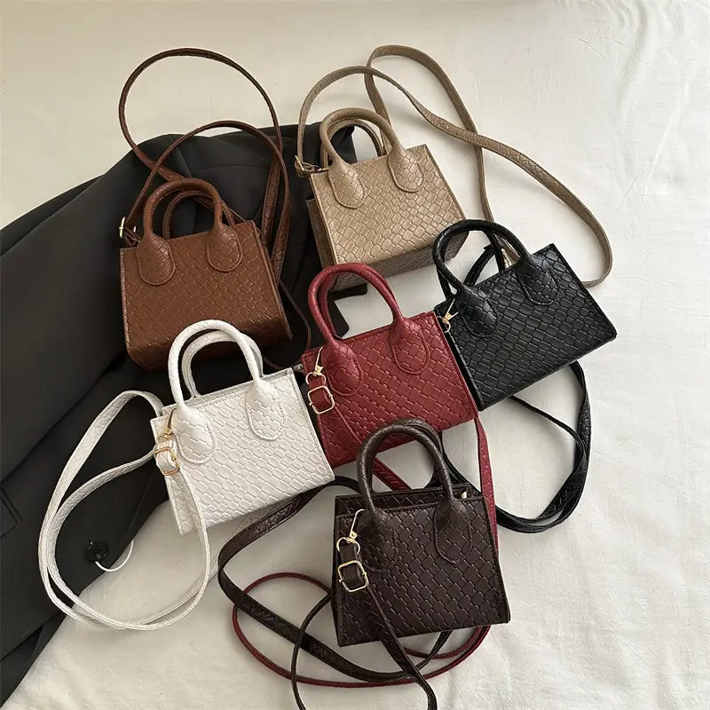 Women's Black Woven Shoulder Crossbody Bag 2025 - Image 10