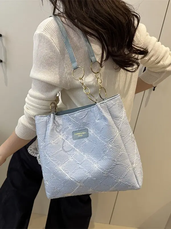Women's 2025 New Fashion Shoulder Bag with Gold Plated Chain