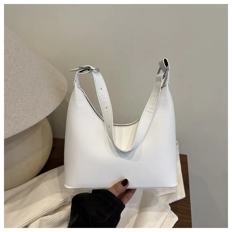 Women Retro Underarm Bag Silver 2026 — feature 12