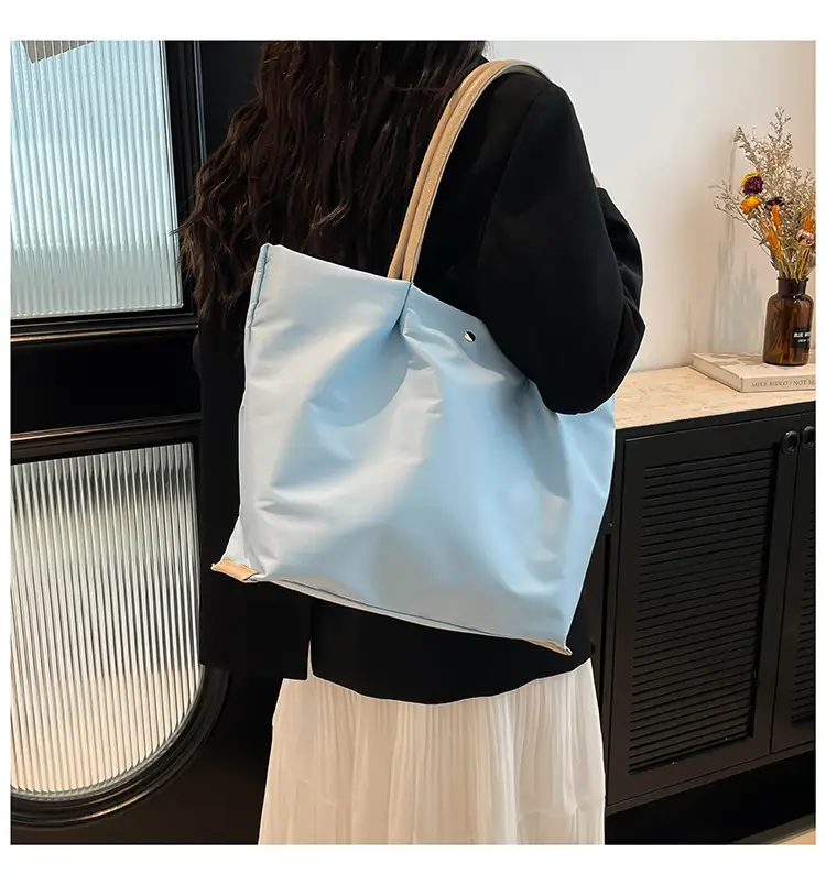 Waterproof Nylon Large Tote Bag 2025 Spring — feature 13