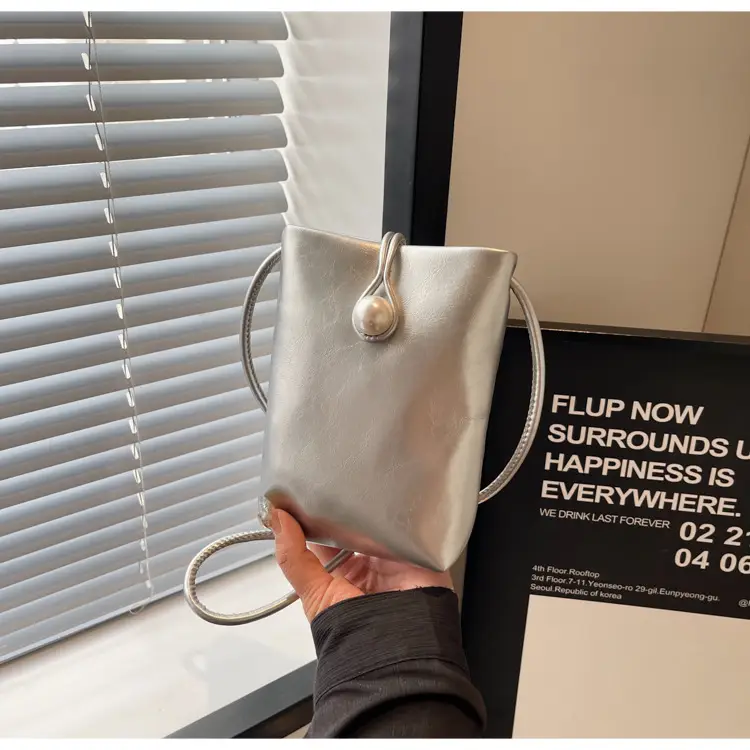 Black Crossbody Phone Bag for Women 2026 — feature 13
