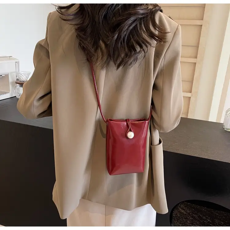 Black Crossbody Phone Bag for Women 2026 — feature 22