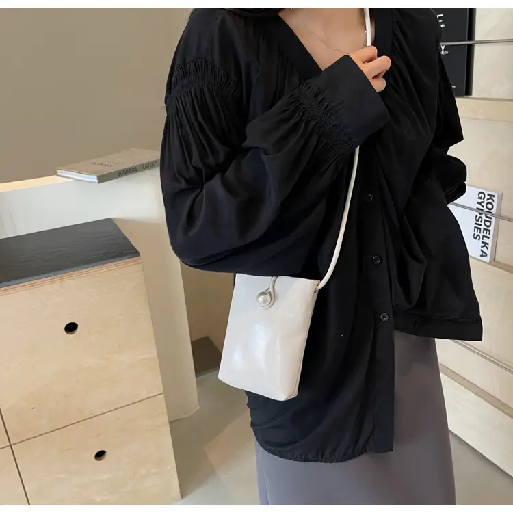 Black Crossbody Phone Bag for Women 2026 — feature 31