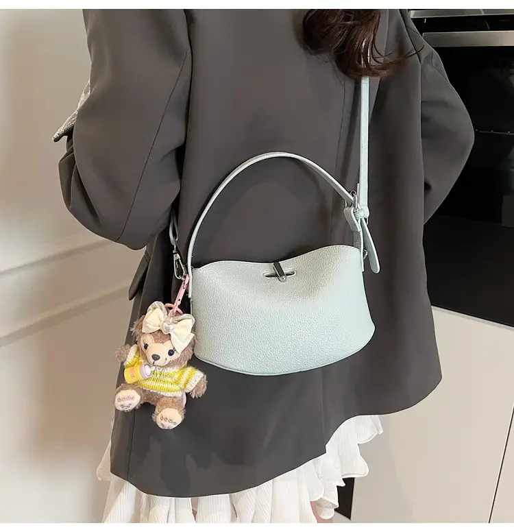 Black Crossbody Bag for Women Spring Summer 2025 — feature 28