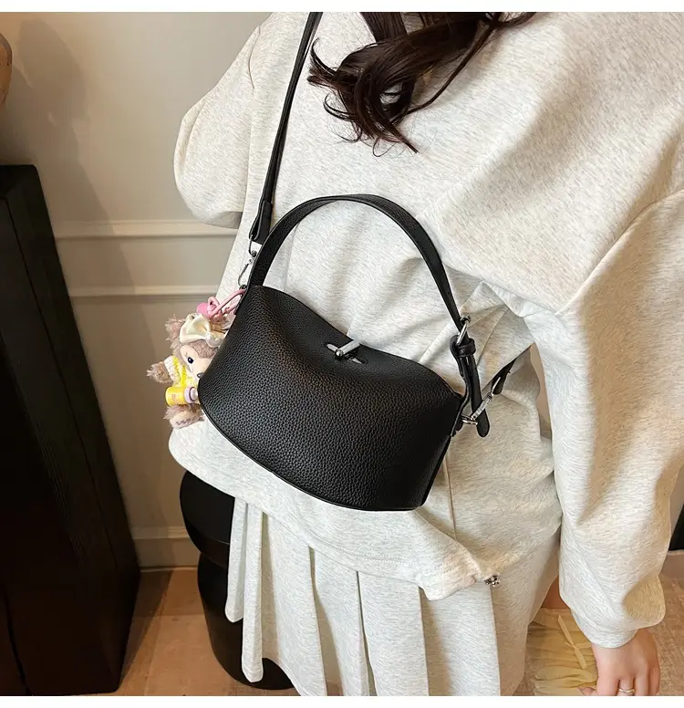 Black Crossbody Bag for Women Spring Summer 2025 — feature 33