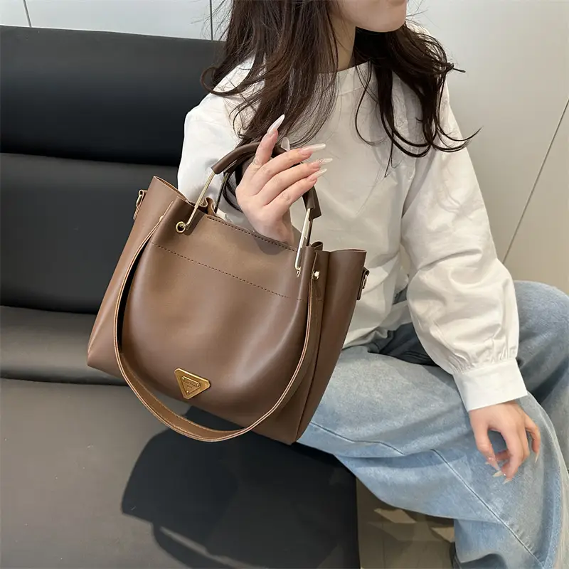 Women's Creamy Retro Shoulder Bag 2025 Style - Image 5
