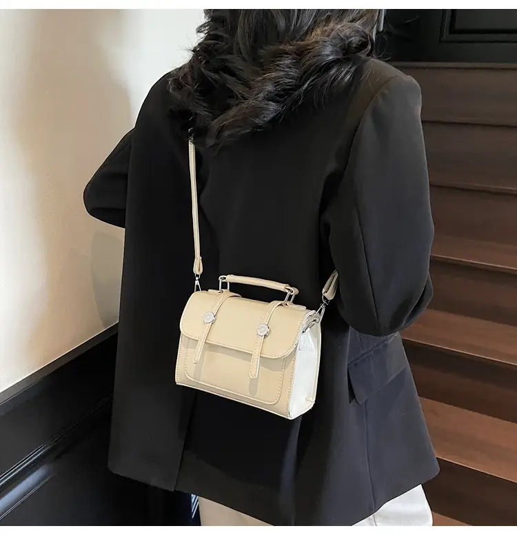 Women's Silver Leather Shoulder Crossbody Bag 2025 — feature 12