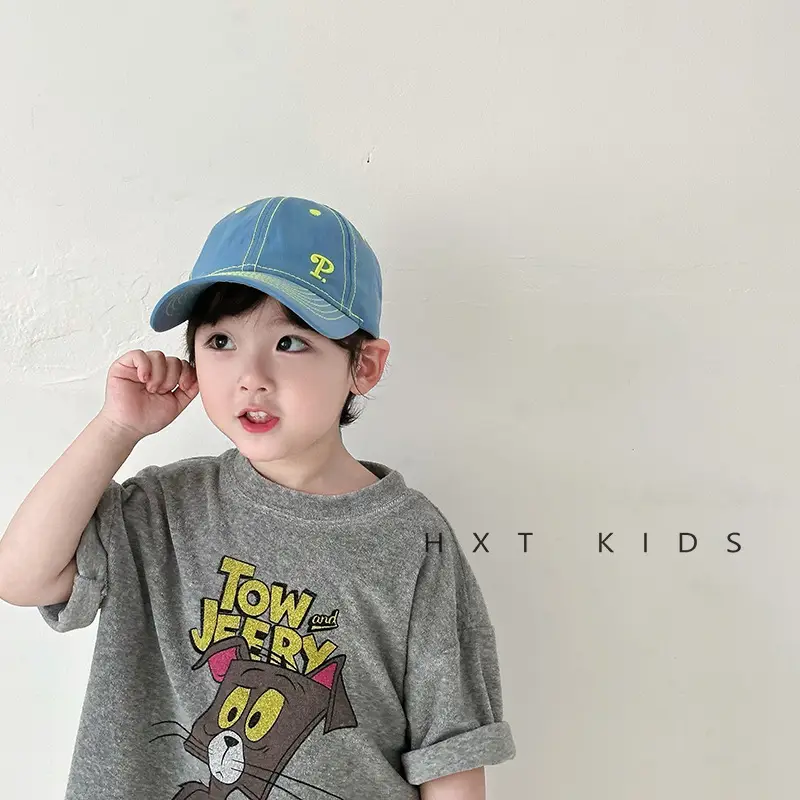 Kids Cotton Cap with "Tow & Feather" Print Brown