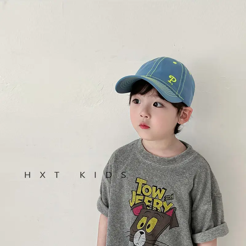 Kids Cotton Cap with "Tow & Feather" Print Brown