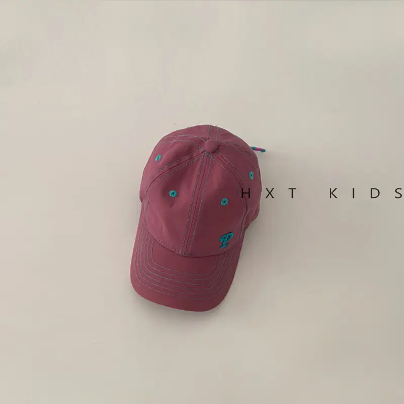 Kids Cotton Cap with "Tow & Feather" Print Brown
