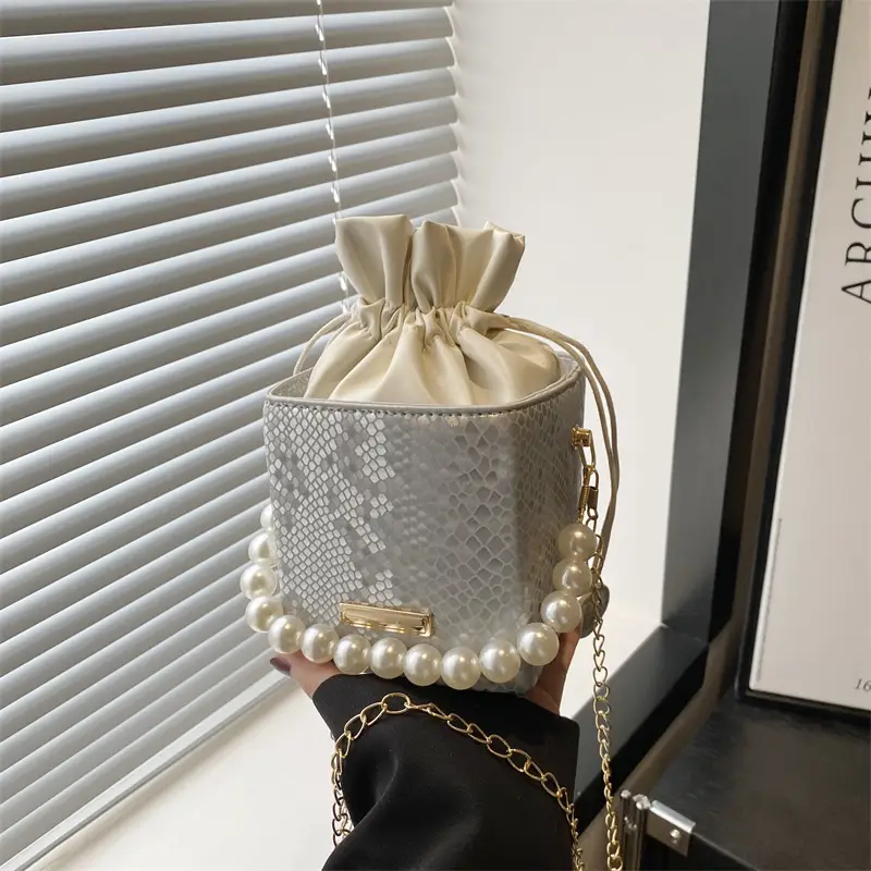 Women's Pearl Bucket Bags 2025 Summer Collection - Image 9