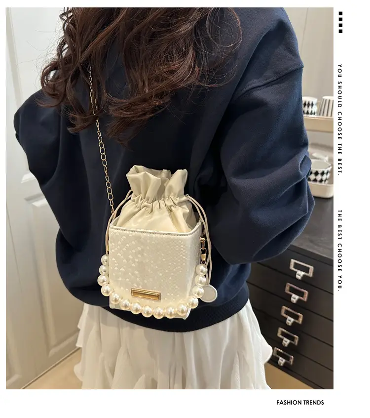 Women's Pearl Bucket Bags 2025 Summer Collection — feature 1