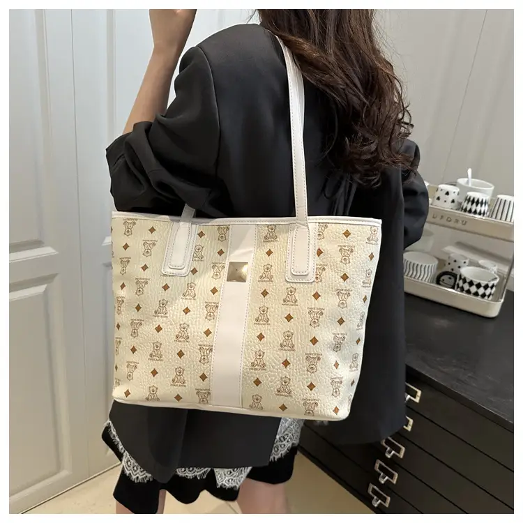 Women Retro Printed Shoulder Bag 2025 New Trend — feature 11