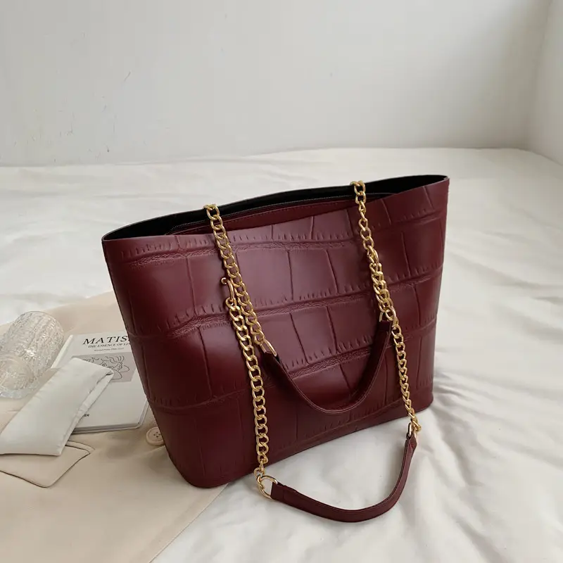 White Croc-Textured Shoulder Tote Bag for Women - Image 3