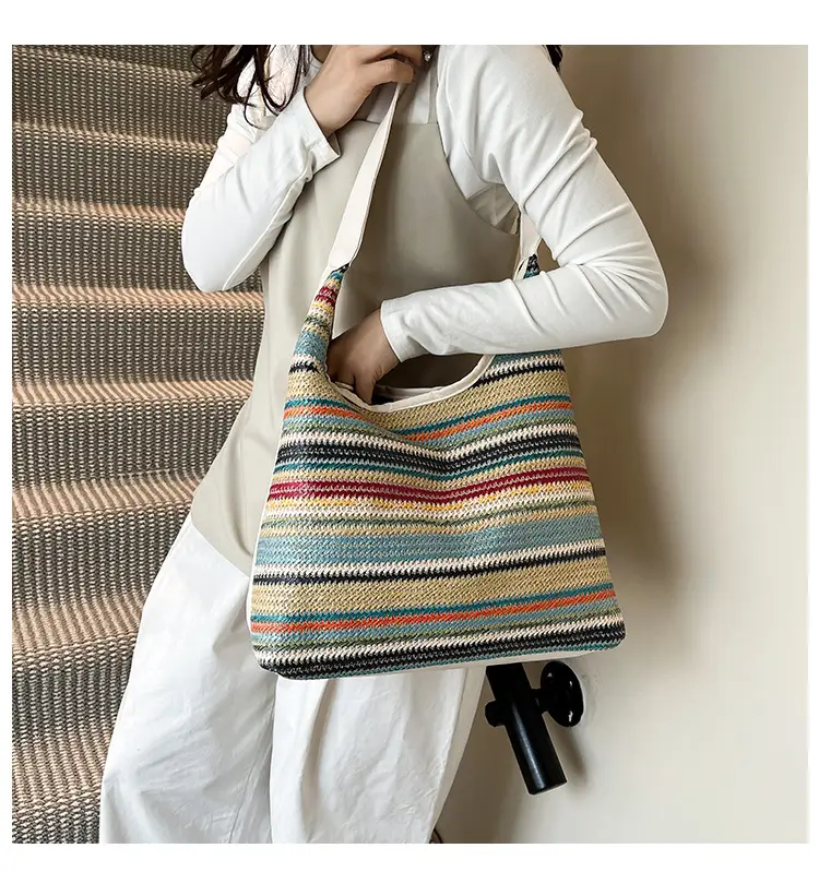 Women's Multi-Color Woven Shoulder Bag Large Capacity — feature 2