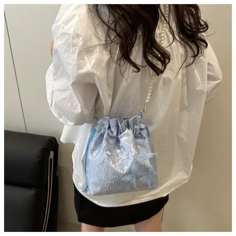Butterfly Lined Crossbody Bag for Women 2025 — feature 15