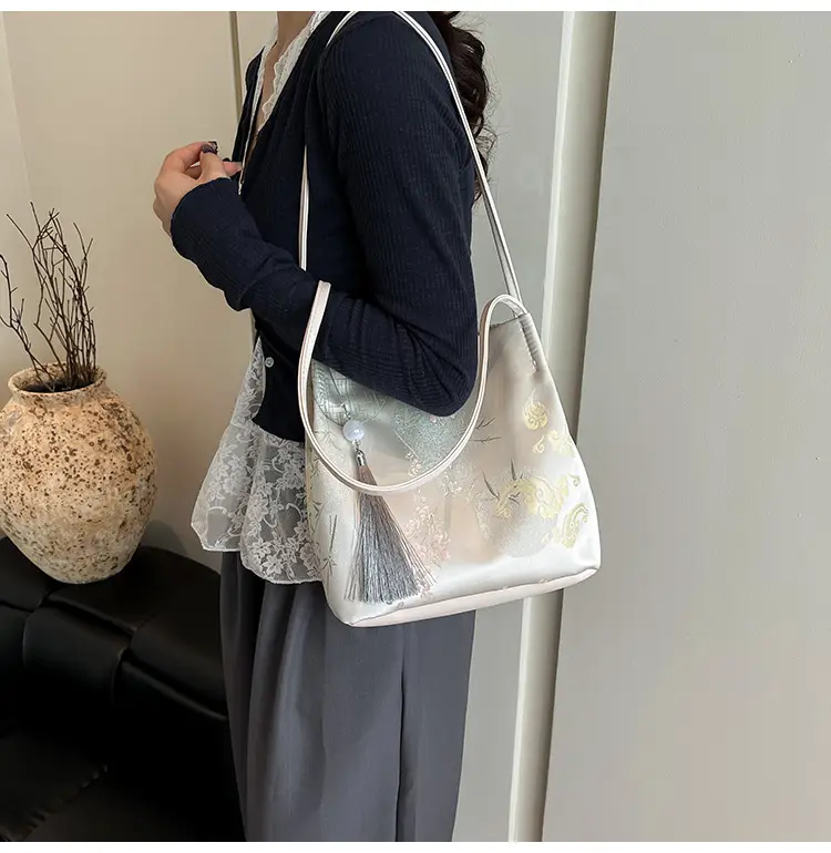 New Chinese Style Large Capacity Shoulder Bag — feature 16
