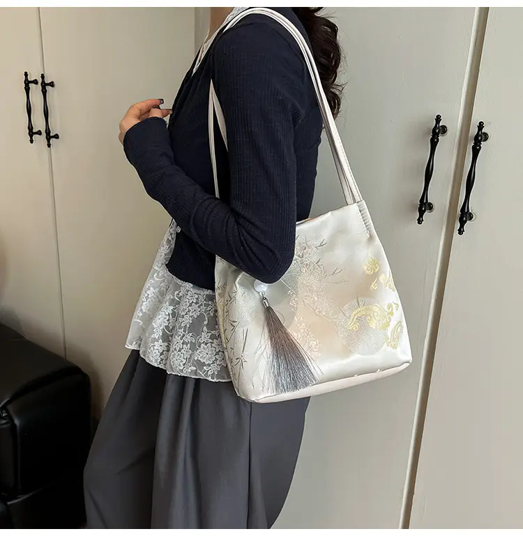 New Chinese Style Large Capacity Shoulder Bag — feature 17