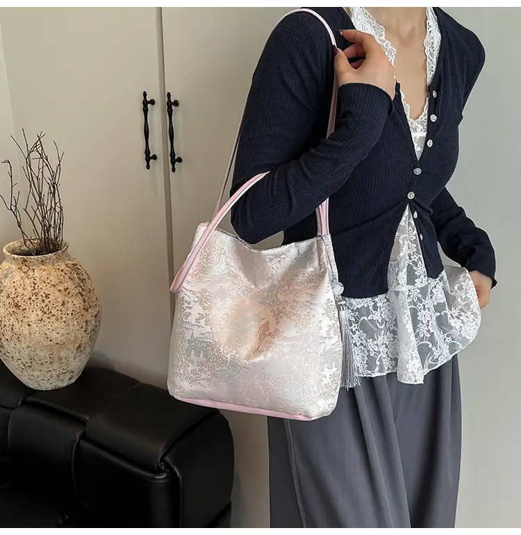 New Chinese Style Large Capacity Shoulder Bag — feature 21