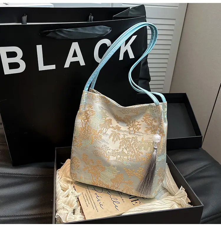 New Chinese Style Large Capacity Shoulder Bag — feature 30