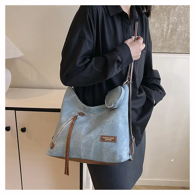 Large Capacity Retro Tote Bag for Women 2025 — feature 15