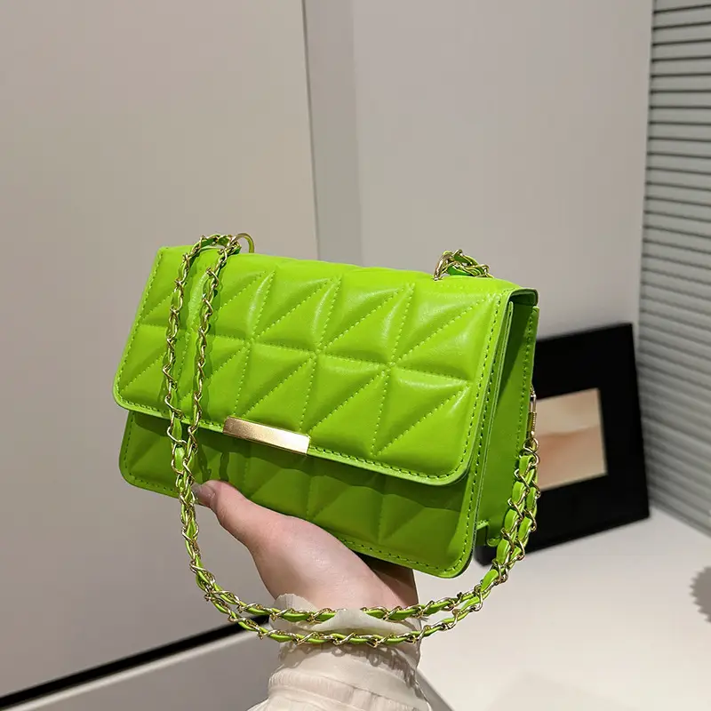 Cream Quilted Chain Shoulder Bag for Women