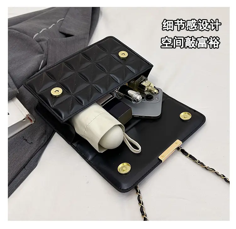 Cream Quilted Chain Shoulder Bag for Women — feature 11