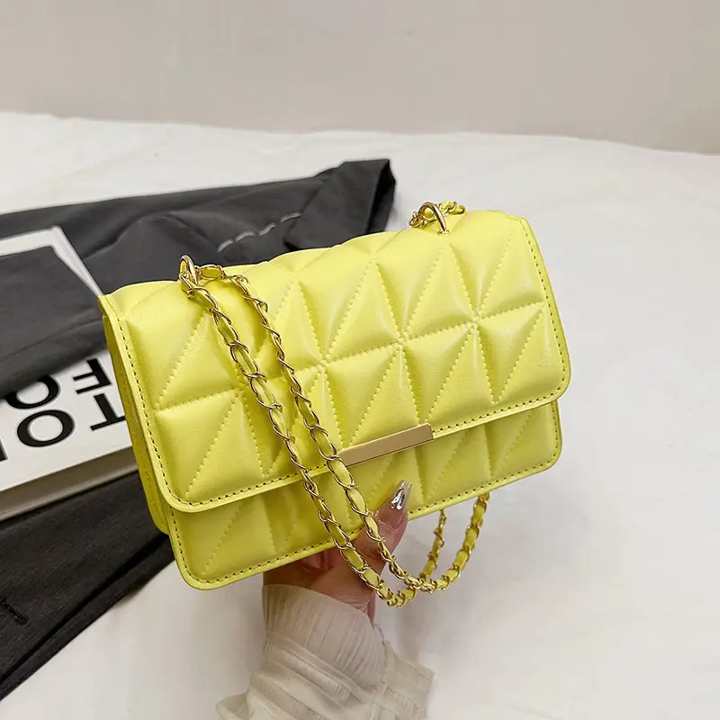 Cream Quilted Chain Shoulder Bag for Women