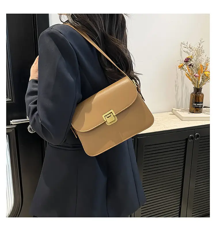 Elegant Women's Crossbody Bag Cream 2025 — feature 12