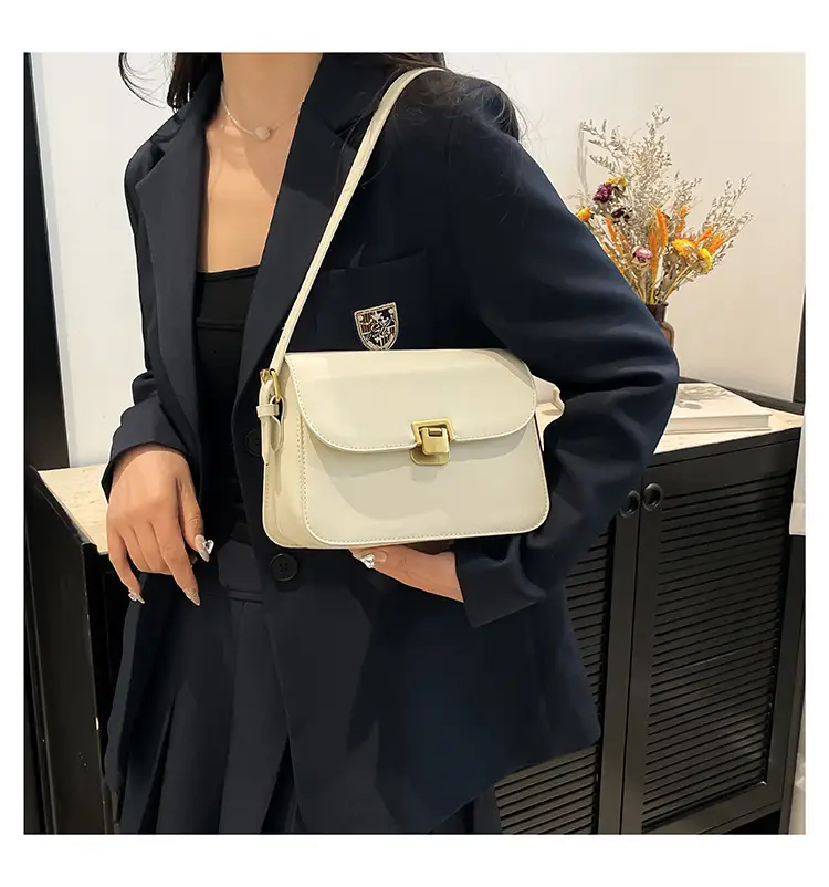 Elegant Women's Crossbody Bag Cream 2025 — feature 9