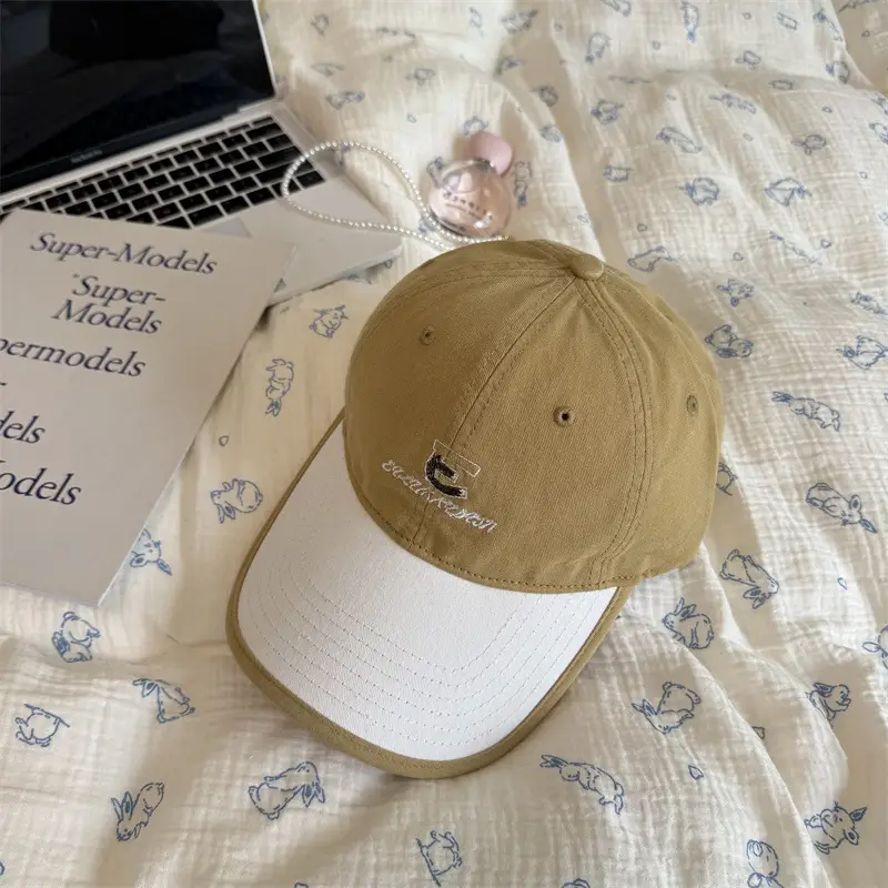 Women's Gray Embroidered Baseball Cap with Wide Brim - Image 4