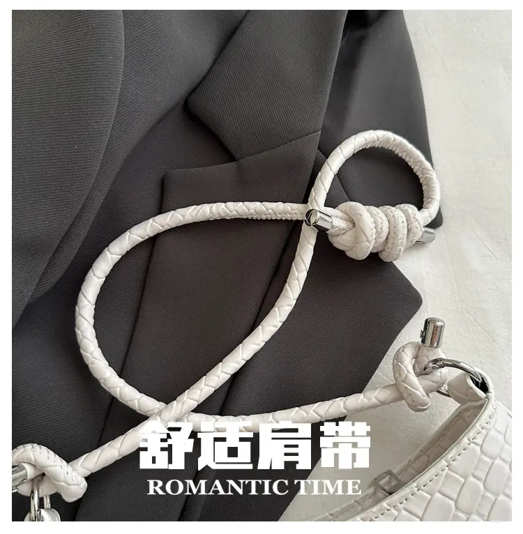 Korean Style Armpit Bag for Women Brown 2025 — feature 4