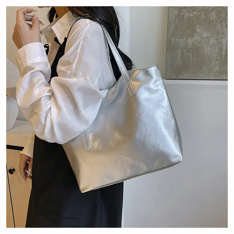 Retro Texturous Shoulder Bag 2025 New — feature 13
