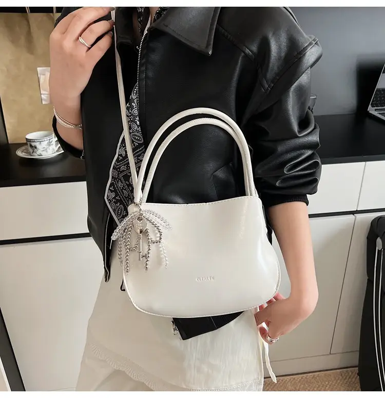 Pink Korean Handheld Bucket Bag with Crystal Bow — feature 16
