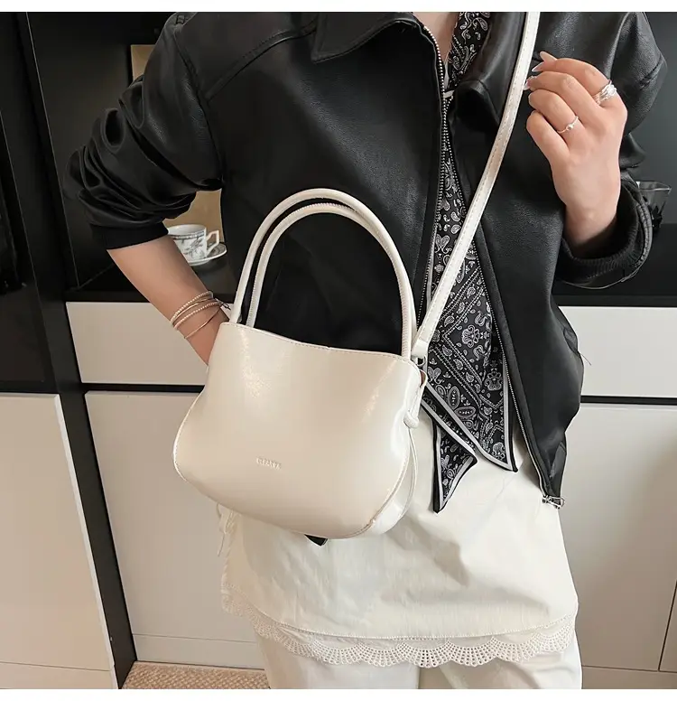 Pink Korean Handheld Bucket Bag with Crystal Bow — feature 29