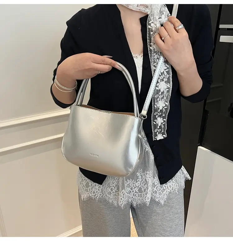 Pink Korean Handheld Bucket Bag with Crystal Bow — feature 38
