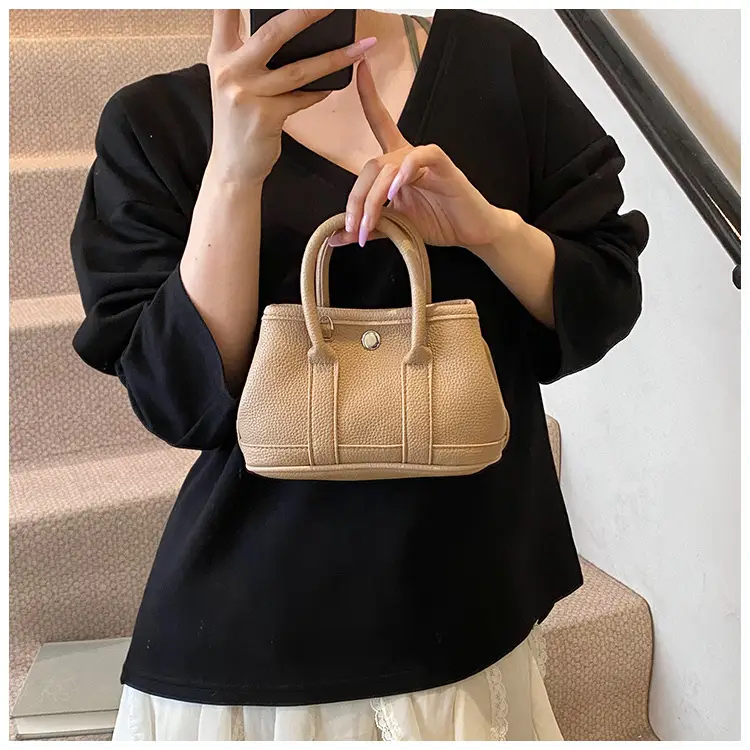 Women's Yellow Leather Bucket Bag Set 2025 Fashion — feature 37