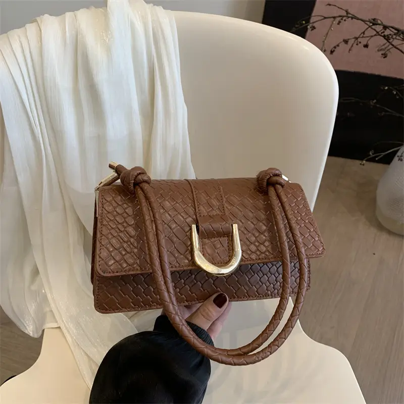 Elegant Woven Underarm Bag for Women 2025 - Image 10