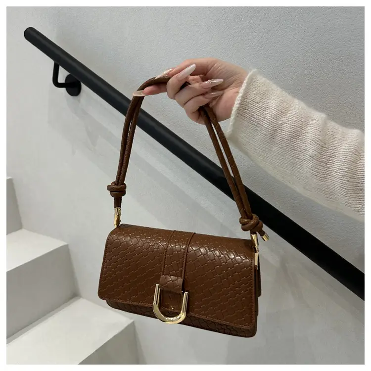 Elegant Woven Underarm Bag for Women 2025 — feature 15