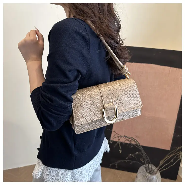 Elegant Woven Underarm Bag for Women 2025 — feature 9