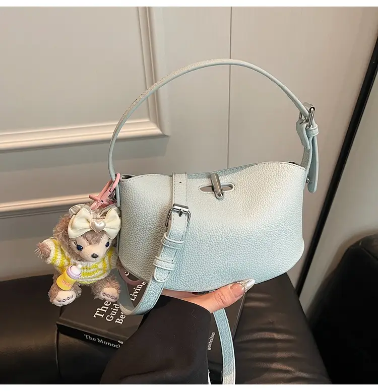 Black Crossbody Bag for Women Spring Summer 2026 — feature 10