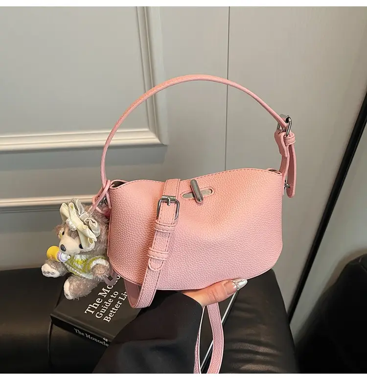 Black Crossbody Bag for Women Spring Summer 2026 — feature 18