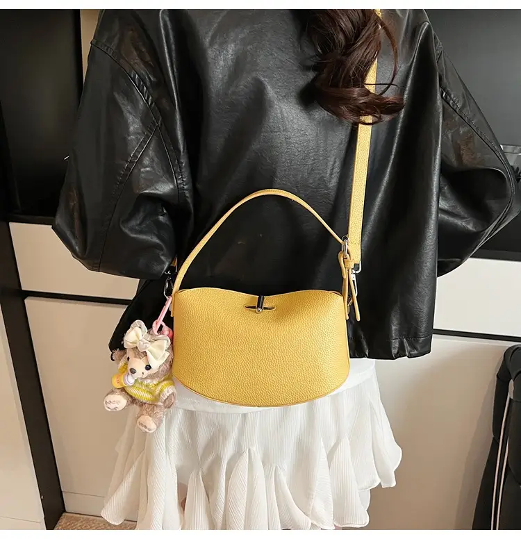 Black Crossbody Bag for Women Spring Summer 2026 — feature 22