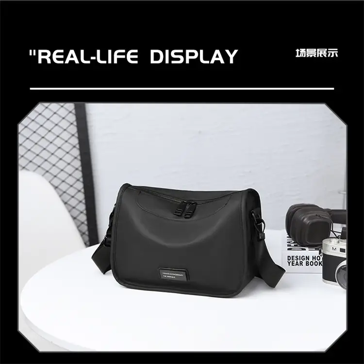 Men's Waterproof Oxford Crossbody Bag Black — feature 4