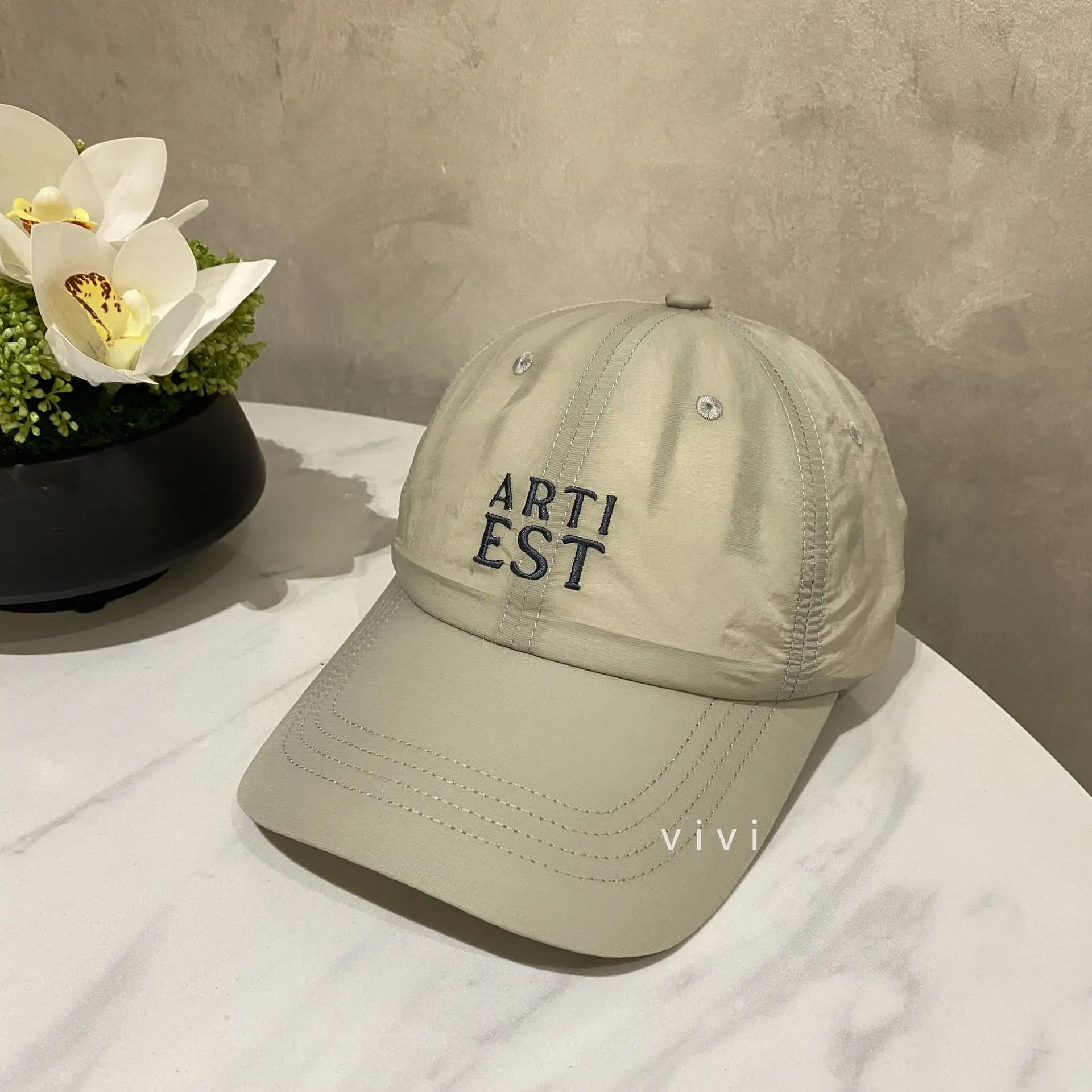 Women's Light Blue Artistic Letter Cap Summer Sunshade - Image 3