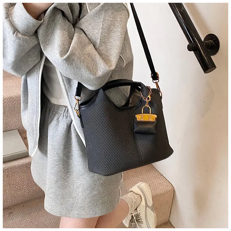 Women's 2-Piece Korean Style Bucket Bag Set Beige — feature 31