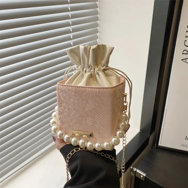 Women's Cream Pearl Chain Shoulder Crossbody Bag - Image 2
