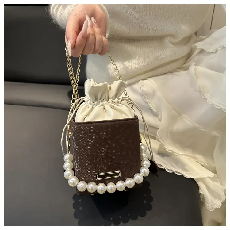 Women's Cream Pearl Chain Shoulder Crossbody Bag — feature 12