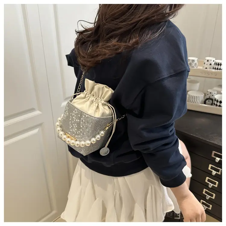 Women's Cream Pearl Chain Shoulder Crossbody Bag — feature 16