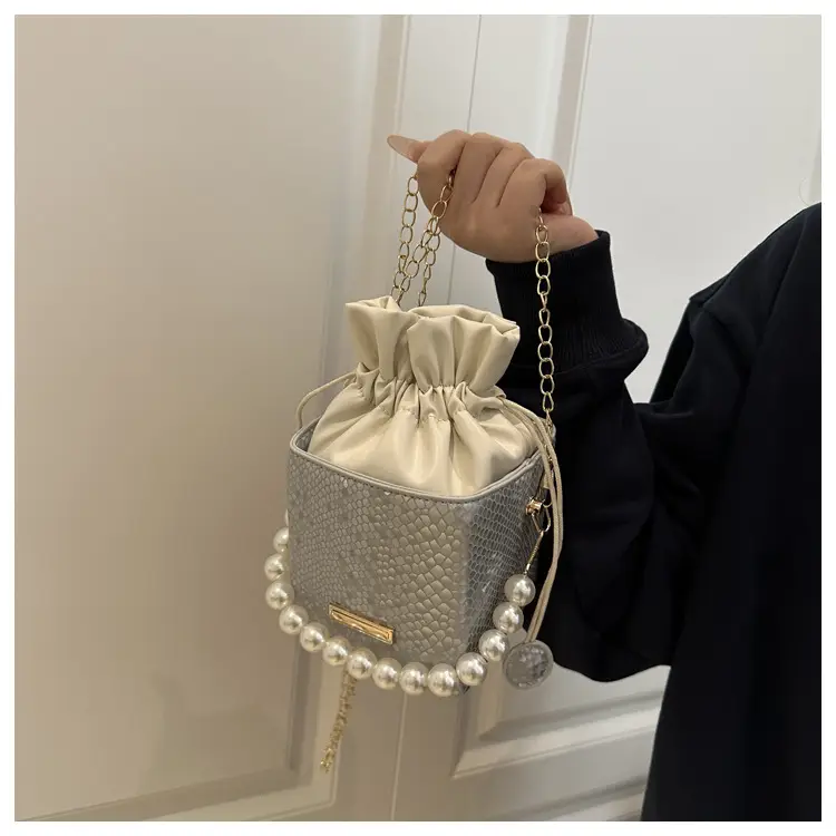 Women's Cream Pearl Chain Shoulder Crossbody Bag — feature 18